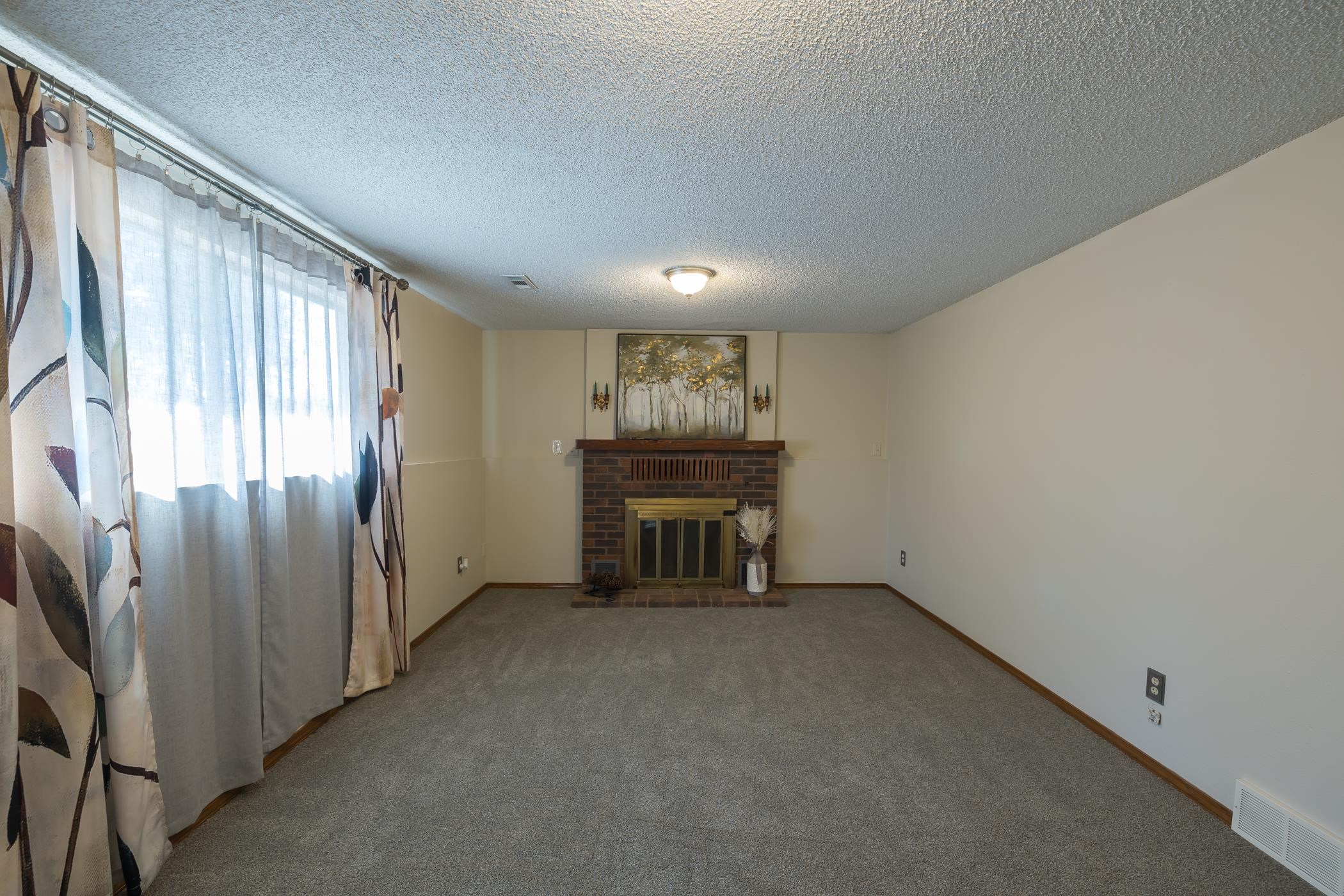 409 North Colville Road Deer Park, WA 99006 - Photo 16 of 33 Gallery Image 16