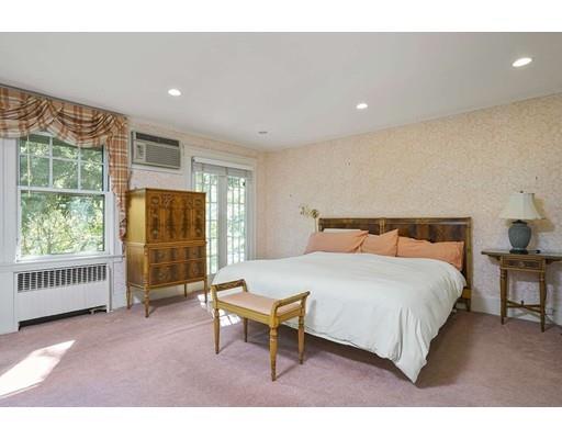 69 Evans Road Brookline, MA 02445 - Photo 14 of 22