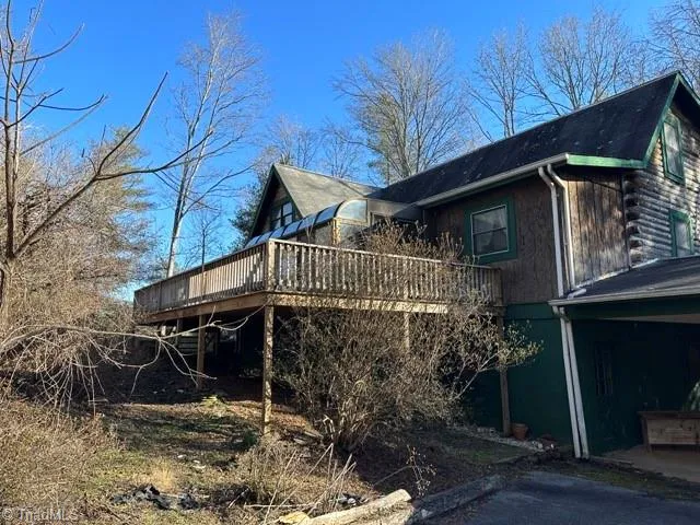 $1,000,000 | 290 Painter Lane, McGrady, NC 28649