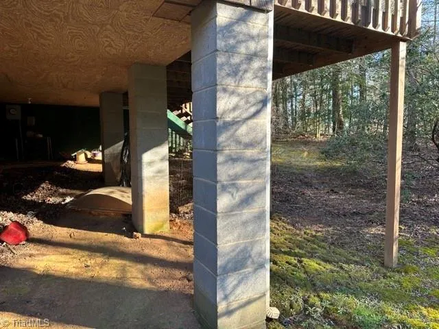 $1,000,000 | 290 Painter Lane, McGrady, NC 28649