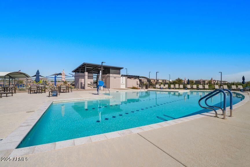 9972 West Piccadilly Road Avondale, AZ 85392 - Photo 8 of 11 Pool 1