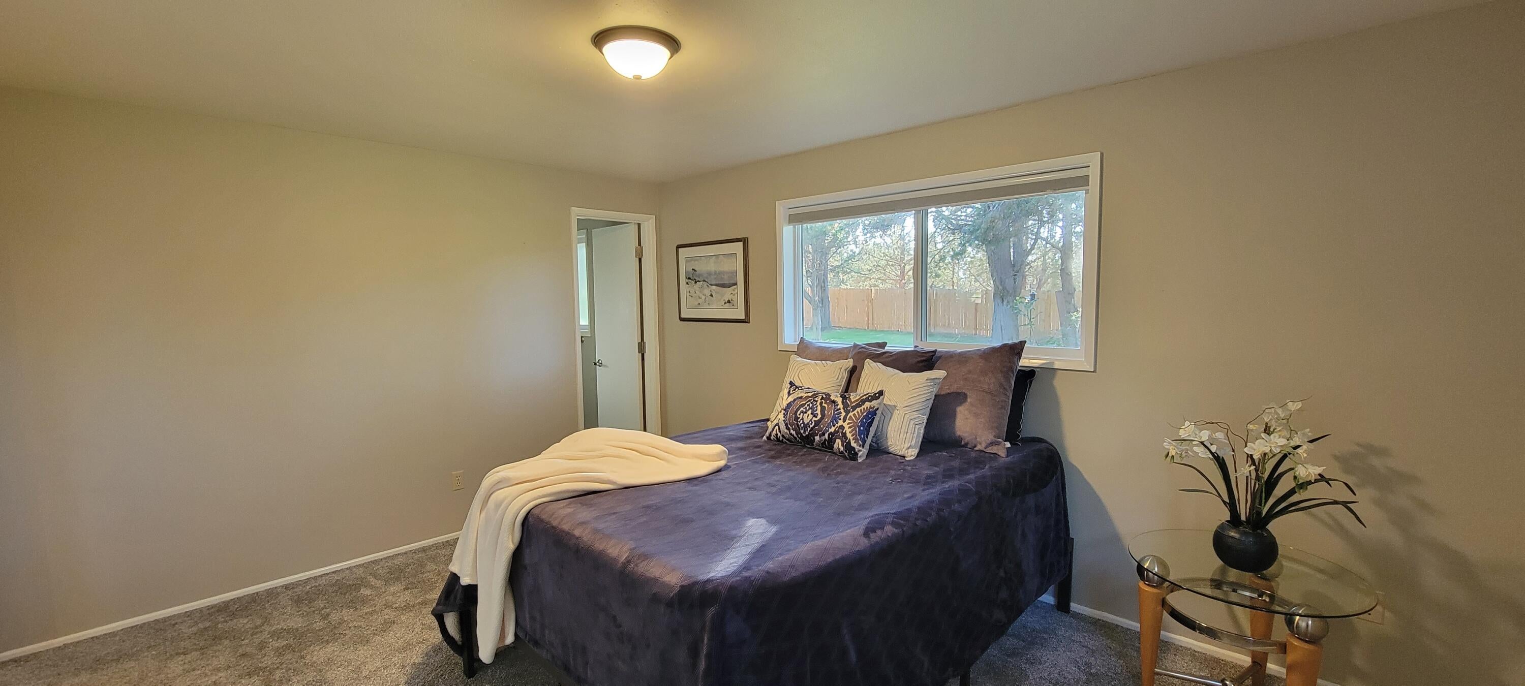 64570 Research Road Bend, OR 97703 - Photo 23 of 60 Primary Bedroom 2