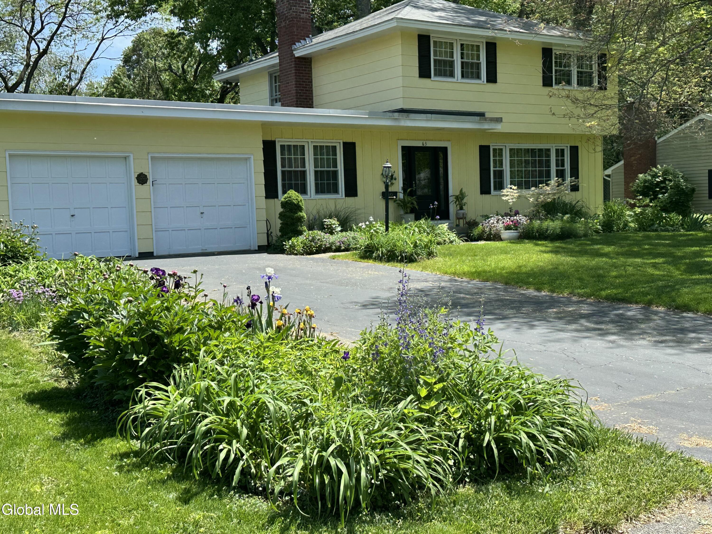 63 Greenock Road Bethlehem, NY 12054 - Photo 2 of 59 IMG_3165