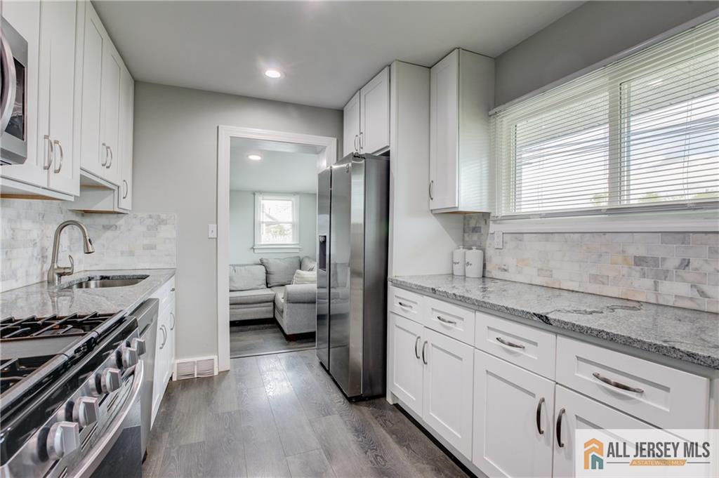 509 New Durham Road Piscataway, NJ 08854 - Photo 9 of 21