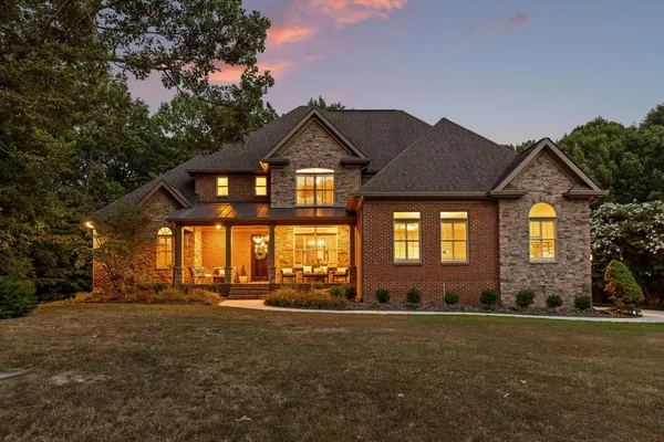 $1,550,000 | 2506 Bristlecone Lane, Signal Mountain, TN 37377