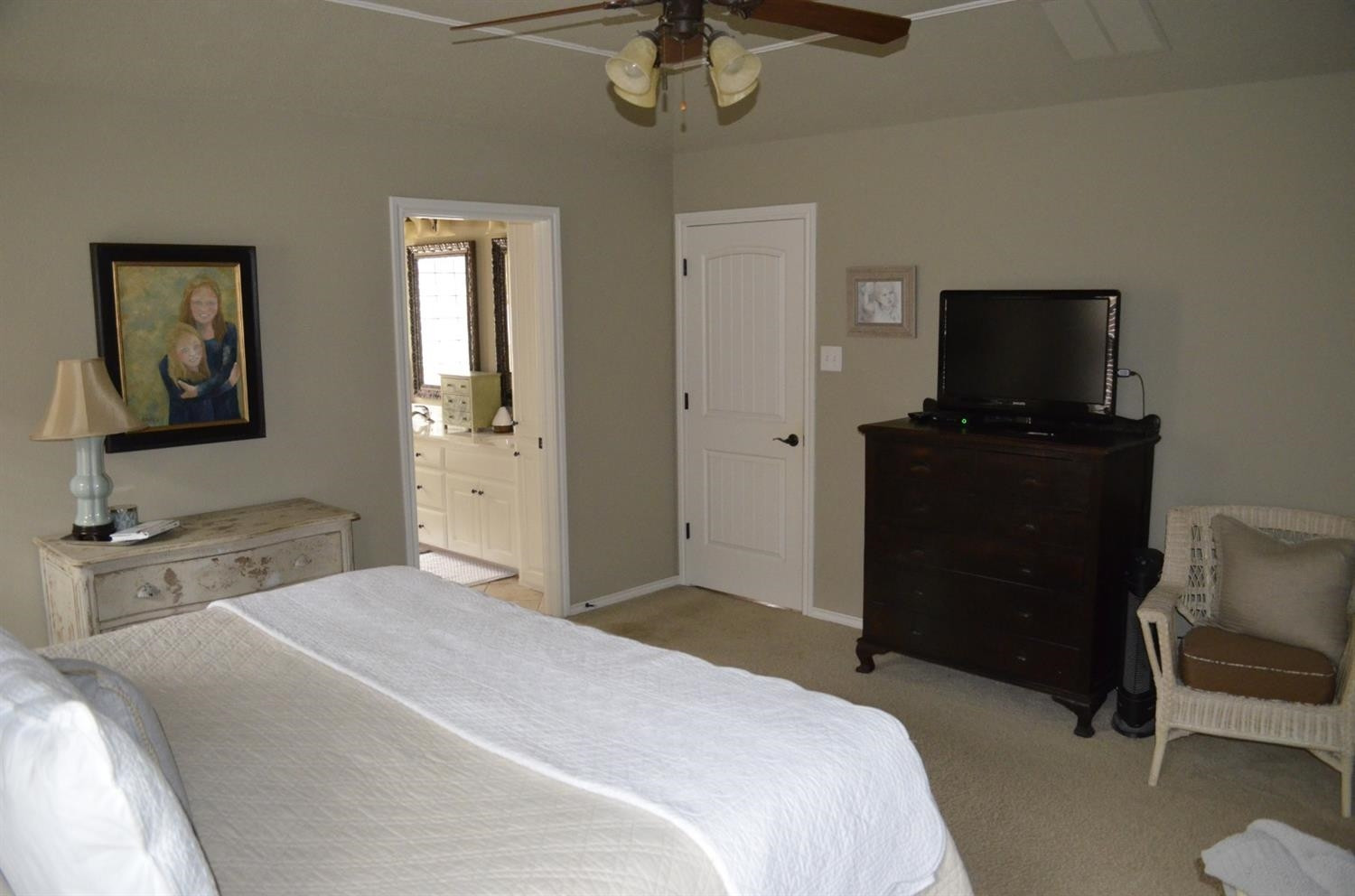 5506 105th Street Lubbock, TX 79424 - Photo 22 of 31 Master Bedroom