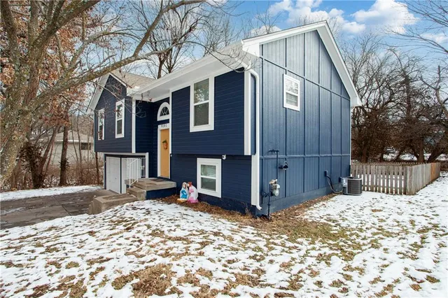 $278,500 | 9101 East 55th Street, Raytown, MO 64133