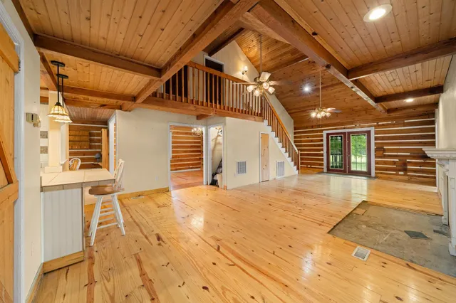 $548,000 | 290 Lawson Town Road, Crossville, TN 38572