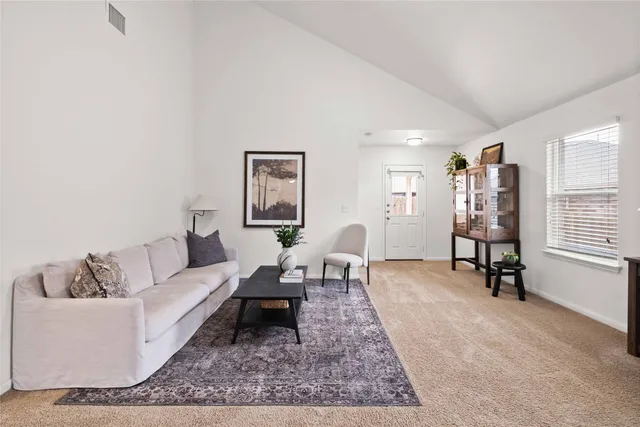 $2,095 | 266 Screech Owl Drive, Kyle, TX 78640