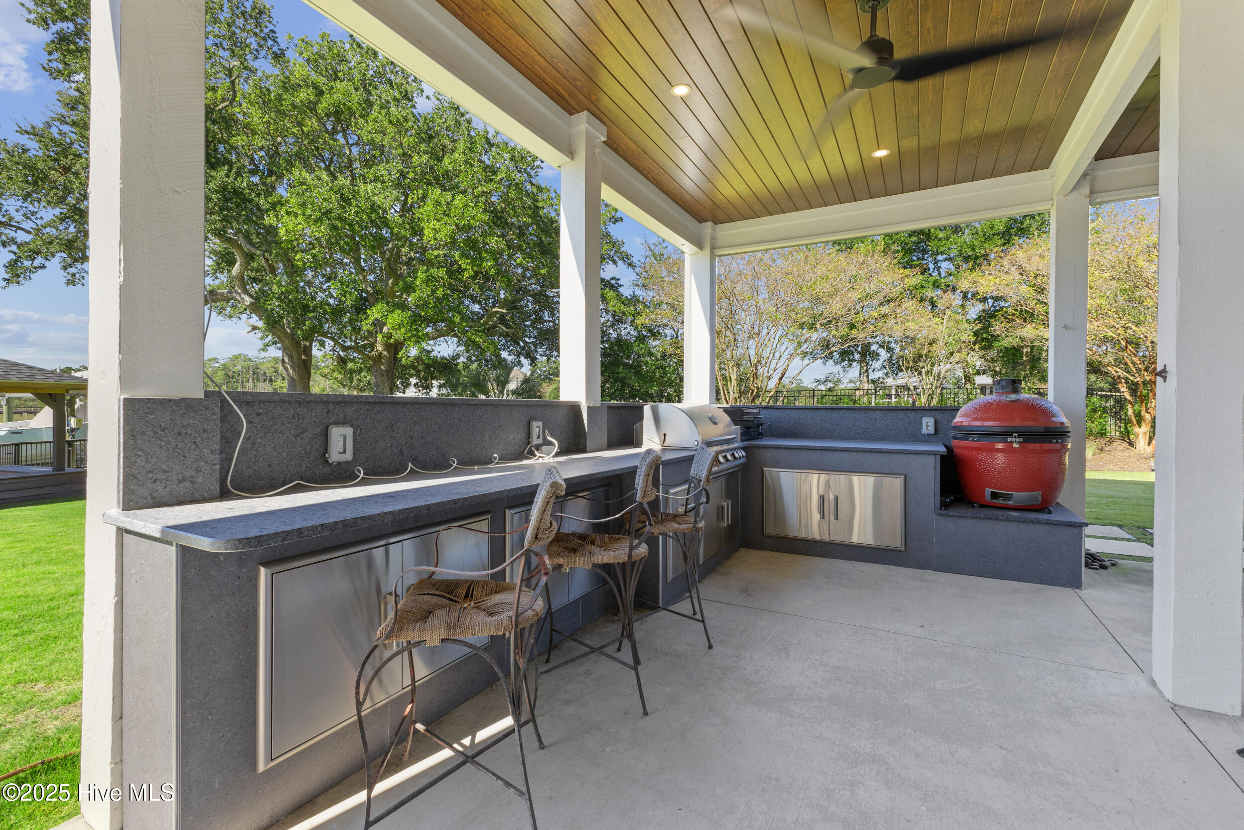 808 Inlet View Drive Wilmington, NC 28409 - Photo 32 of 73 47_501a0228
