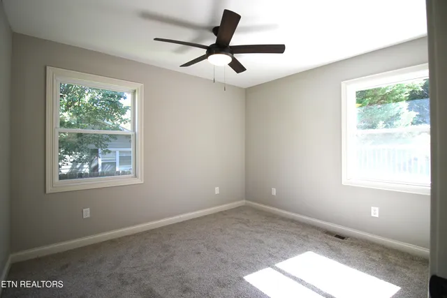 $347,900 | 130 Andover Circle, Oak Ridge, TN 37830