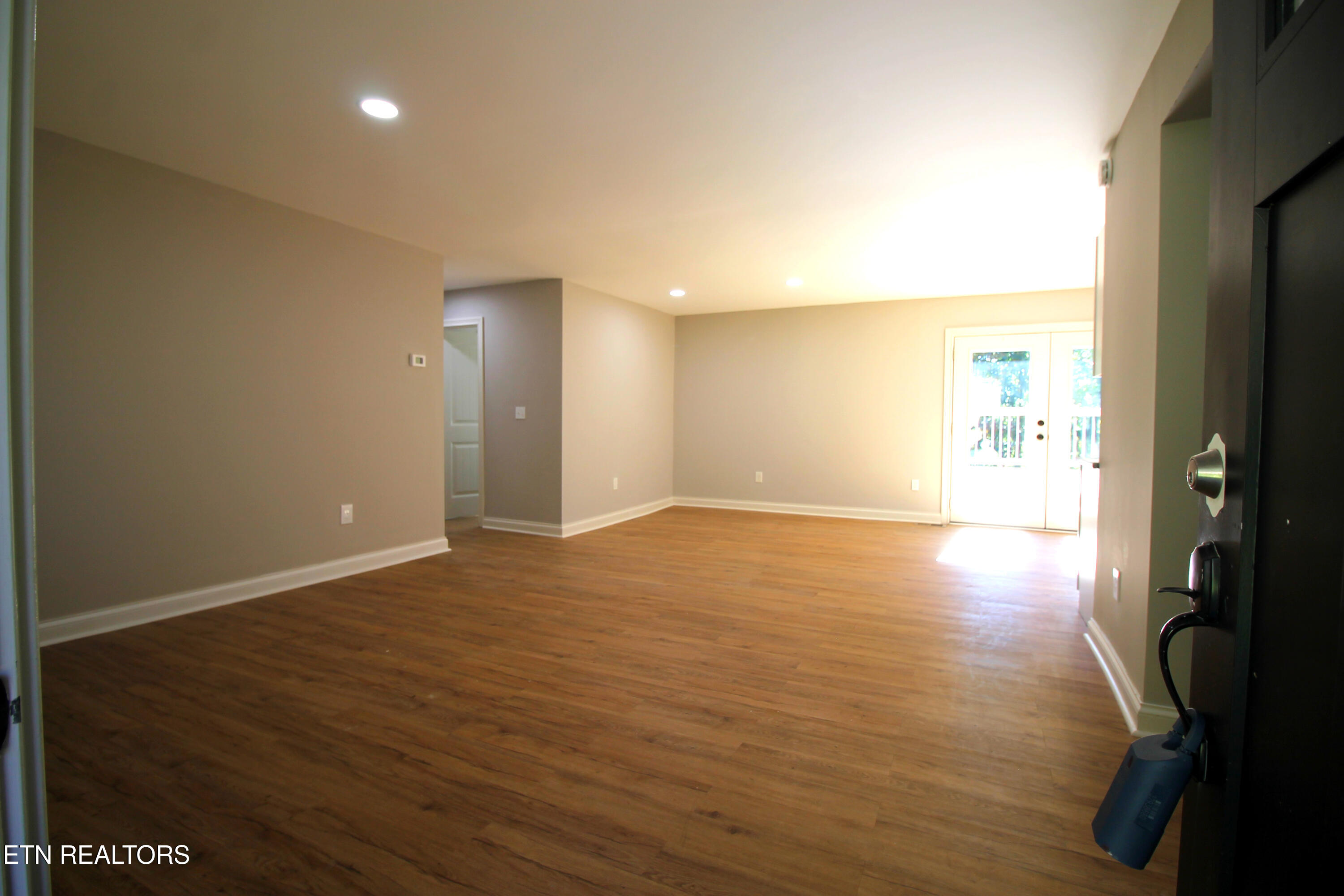 130 Andover Circle Oak Ridge, TN 37830 - Photo 6 of 24 130 Andover Circle, Oak Ridge, TN 37830