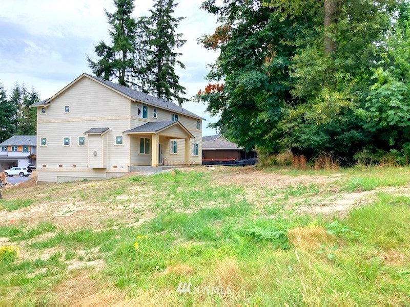 4912 Northeast 1st Street Renton, WA 98059 - Photo 2 of 15 Gallery Image 2