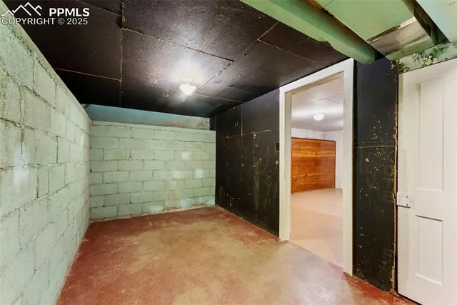 a view of washer and dryer