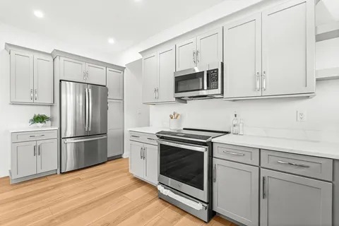 $2,495,000 | 14 Liana Street, Woburn, MA 01801
