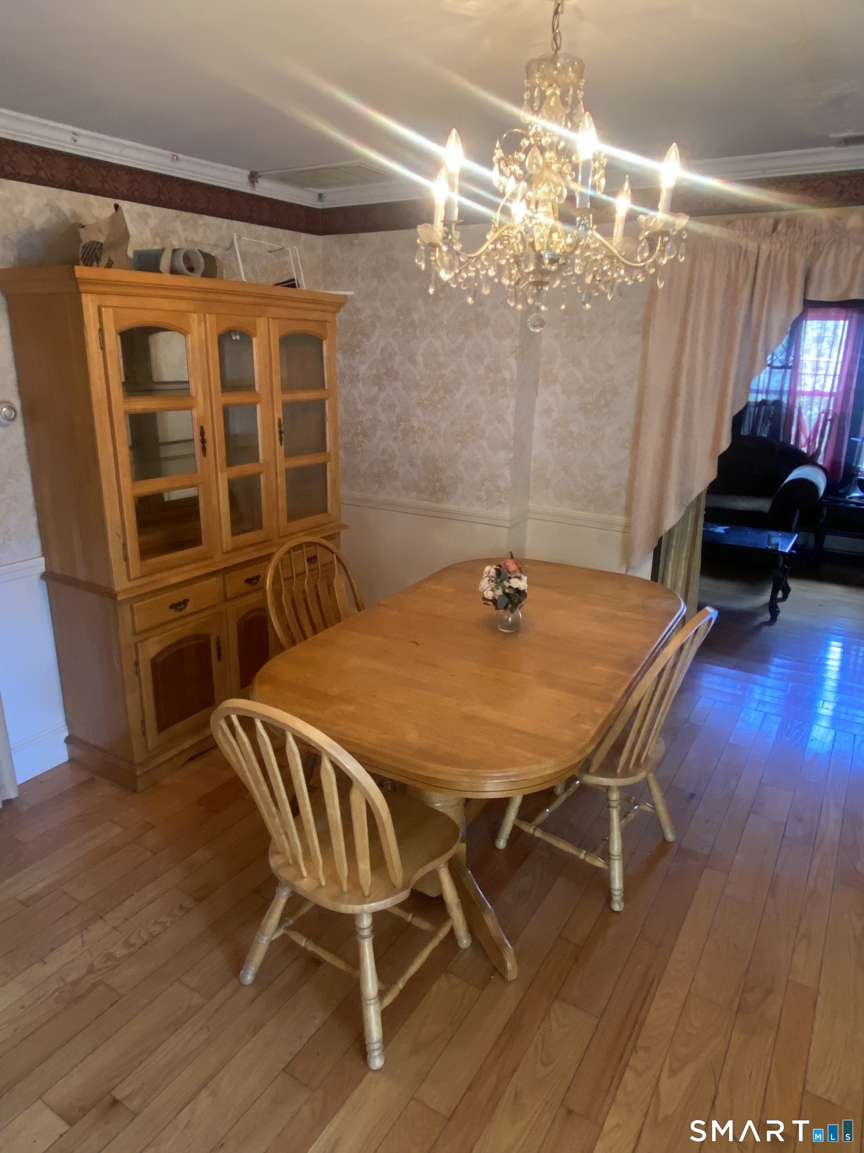 152 Delaware Avenue Waterbury, CT 06708 - Photo 9 of 40