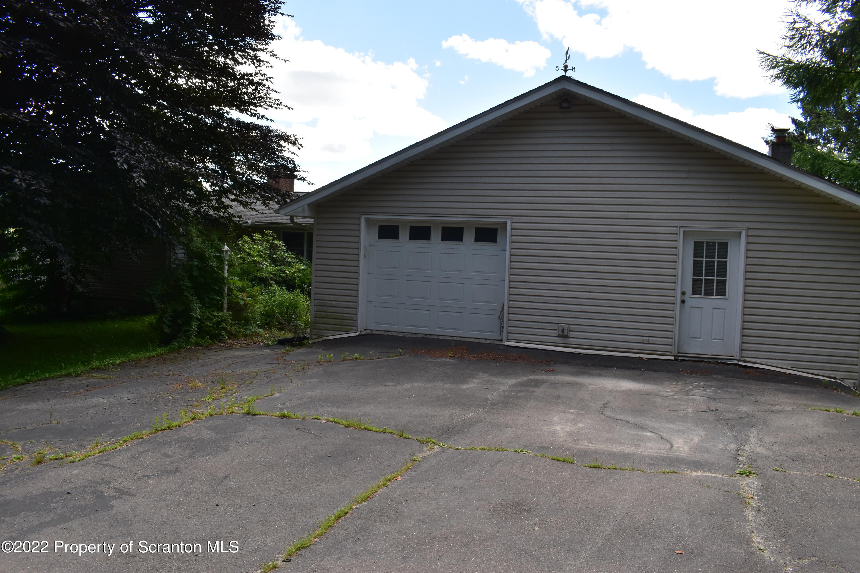 1003 Williams Road Montrose, PA 18801 - Photo 32 of 35 Gallery Image 32