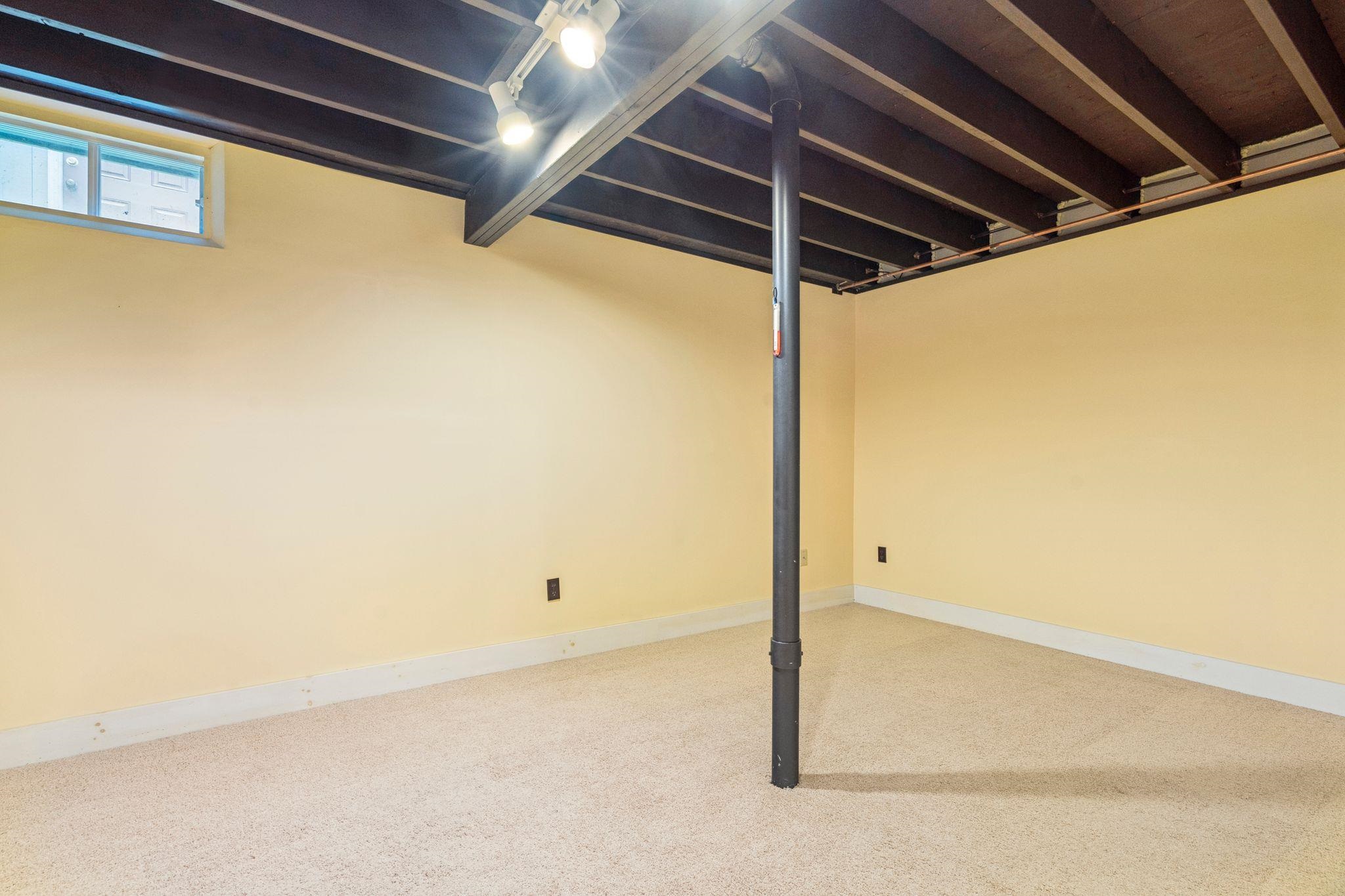 748 County Road New London, NH 03257 - Photo 20 of 31 Gallery Image 20