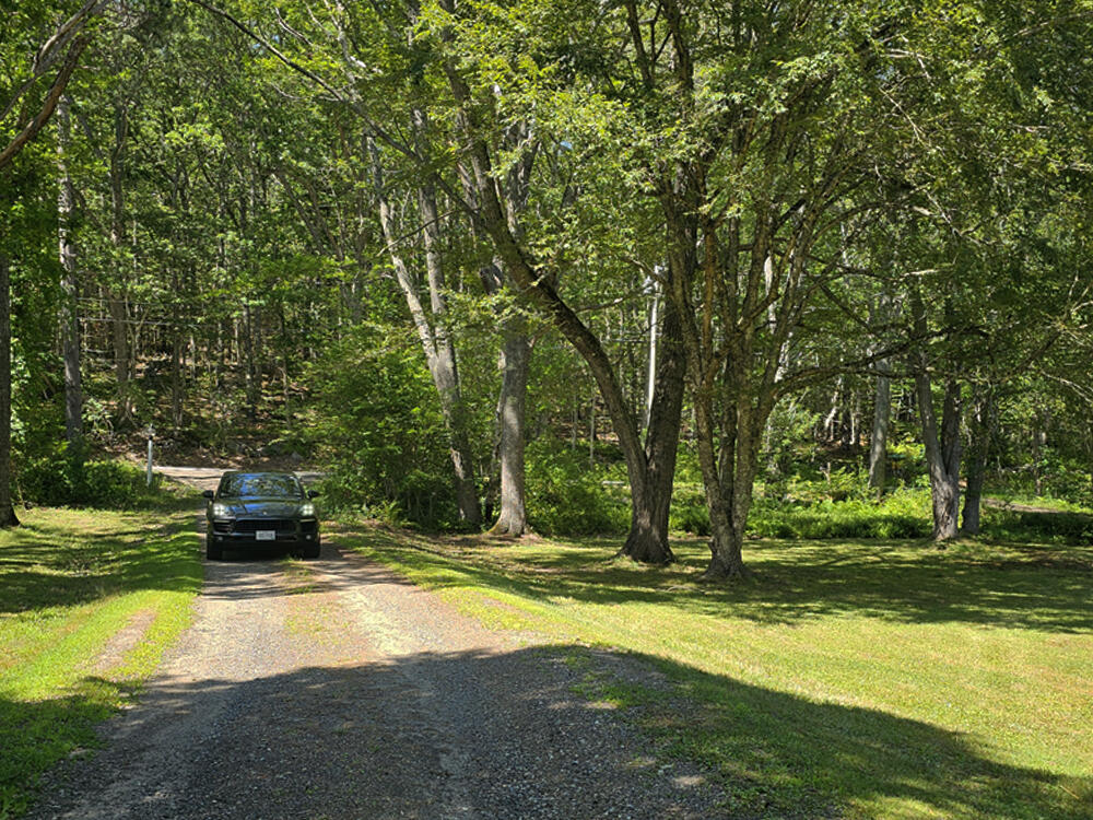 608 River Road Newcastle, ME 04553 - Photo 30 of 102 Majestic Driveway to Home