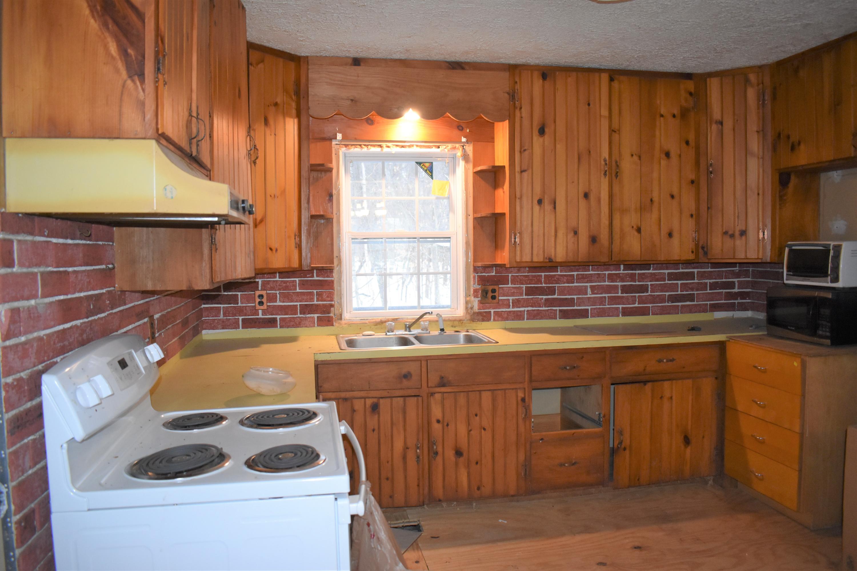 391 Richmond Mills Road Fayette, ME 04349 - Photo 3 of 19 DSC_1132