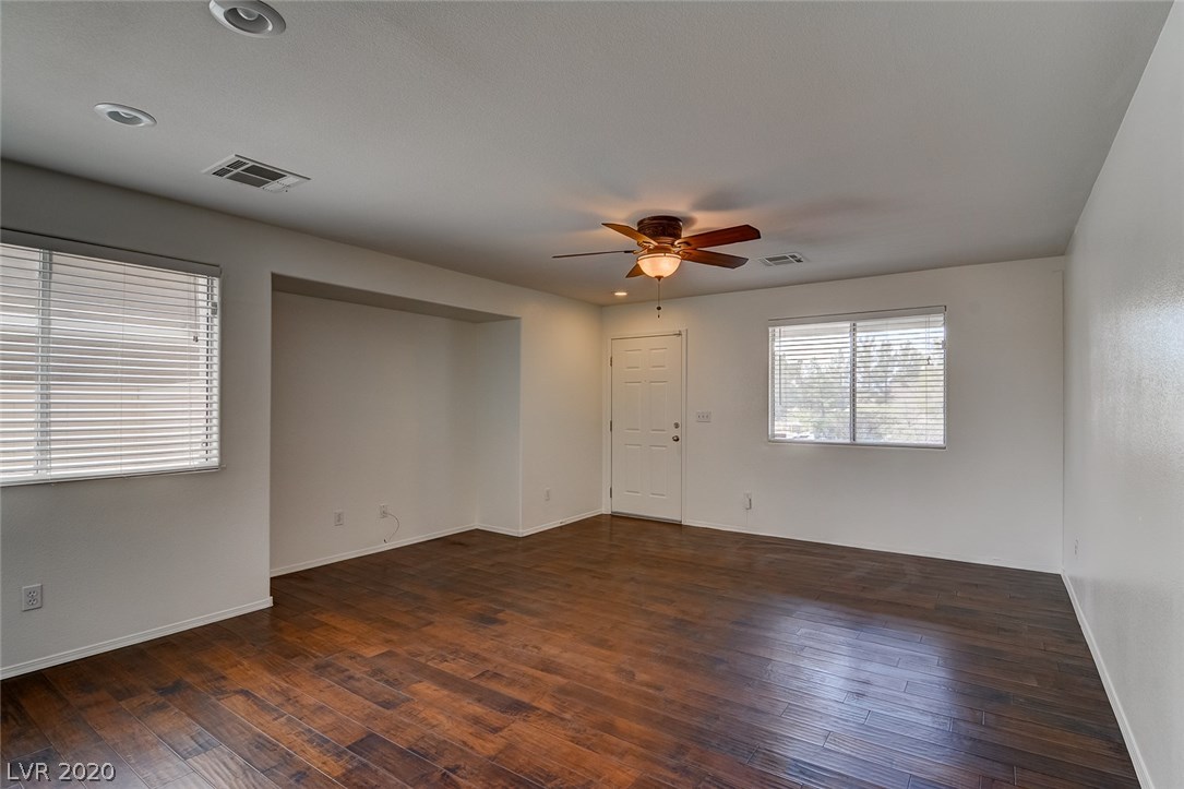 1904 Equinox Rdg Way Henderson, NV 89014 - Photo 8 of 25 Gallery Image 8