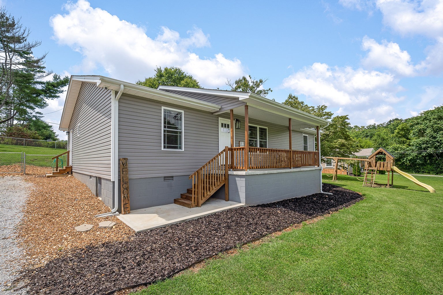 1109 North Spring Street Sparta, TN 38583 - Photo 3 of 29 Gallery Image 3