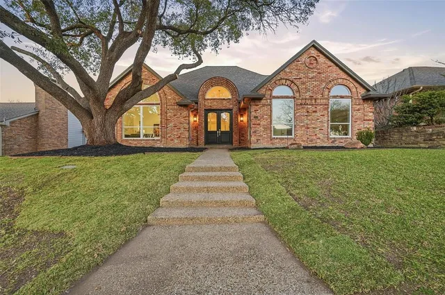 $799,000 | 5405 Channel Isle Drive, Plano, TX 75093