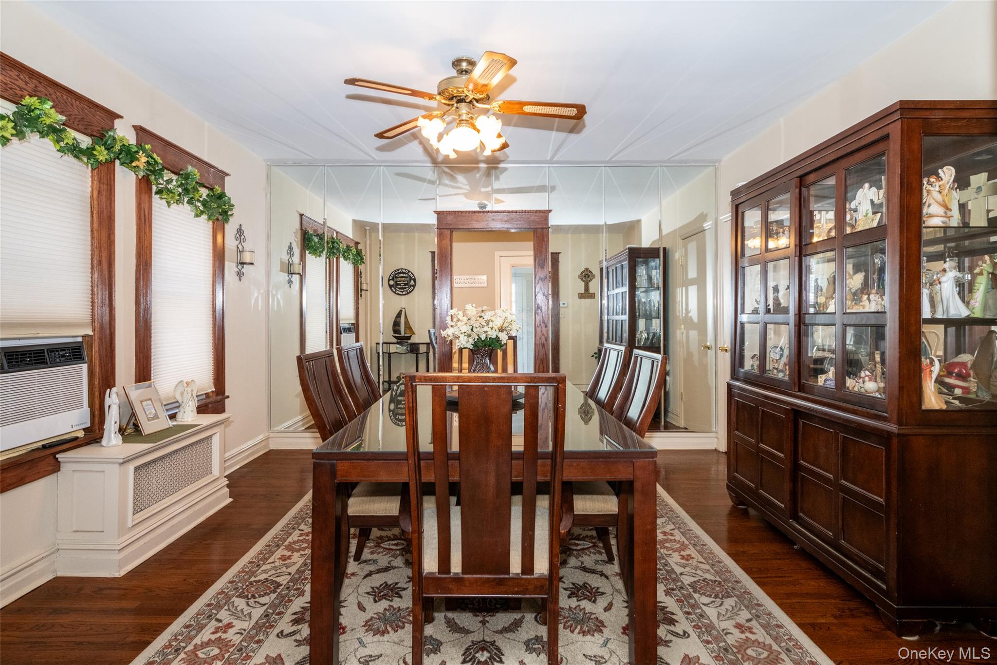 91 Winters Street Bronx, NY 10464 - Photo 7 of 28 Formal dining room