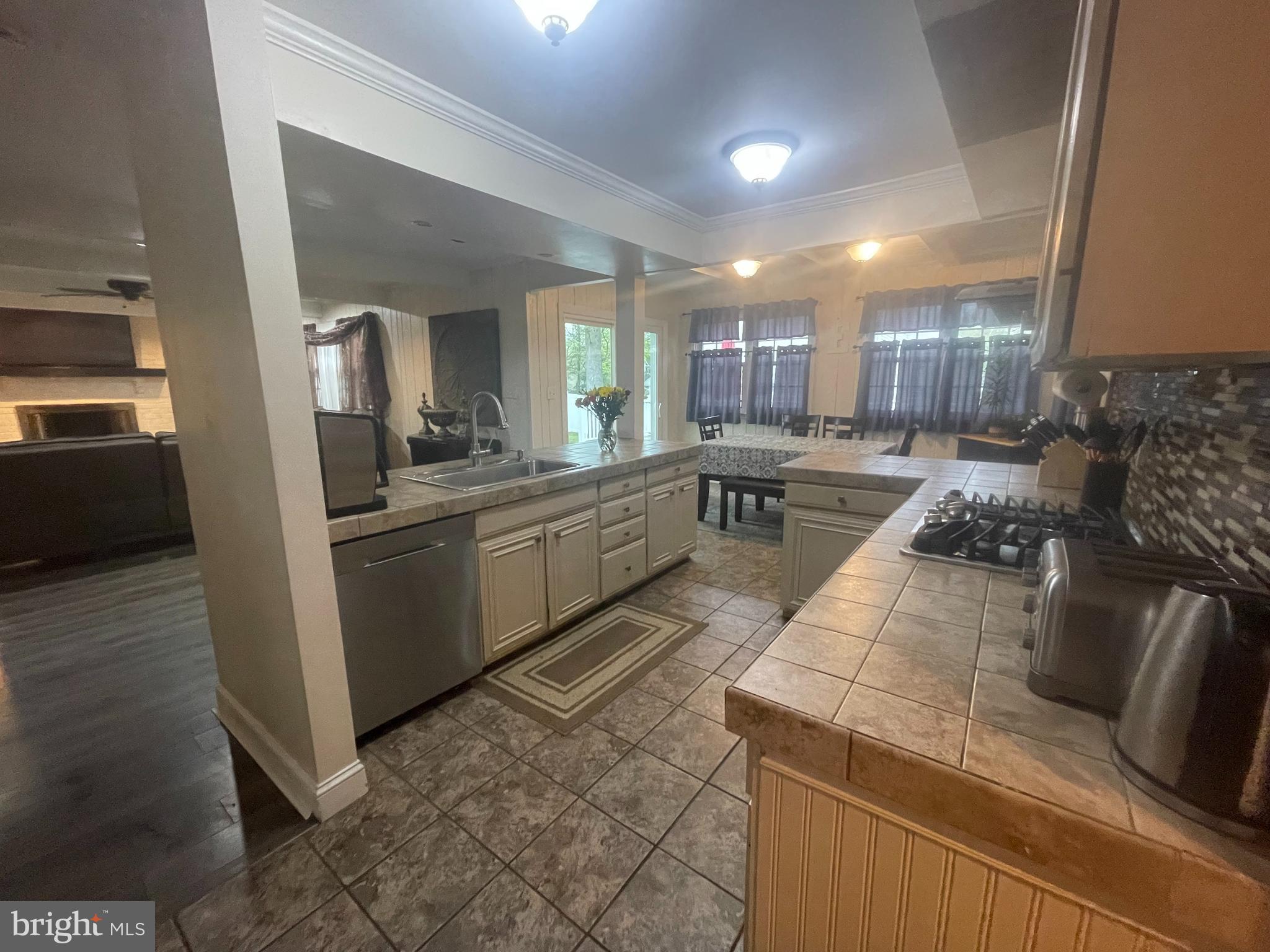 7 Gardner Road Cherry Hill, NJ 08034 - Photo 15 of 53