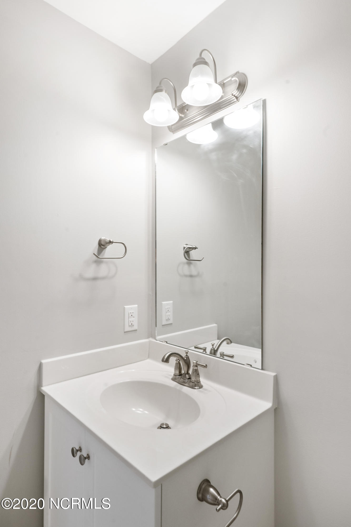 611 Aztee Road Jacksonville, NC 28540 - Photo 15 of 30 DSC04932