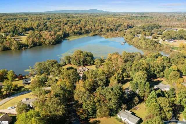 $229,000 | 1904 Lake Cunningham Road, Greer, SC 29651