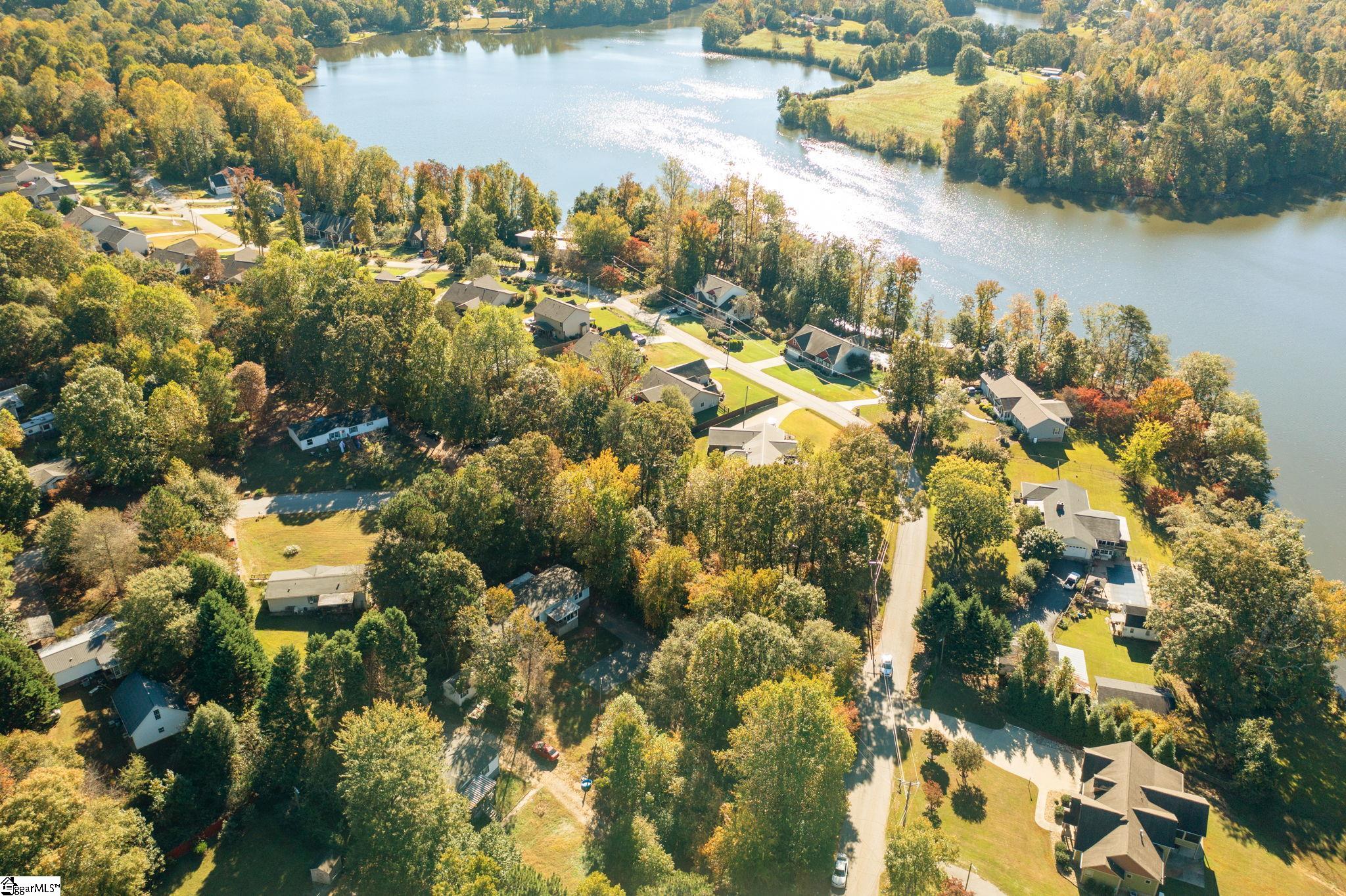 1904 Lake Cunningham Road Greer, SC 29651 - Photo 20 of 31