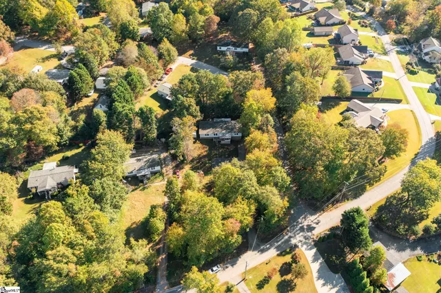 $229,000 | 1904 Lake Cunningham Road, Greer, SC 29651