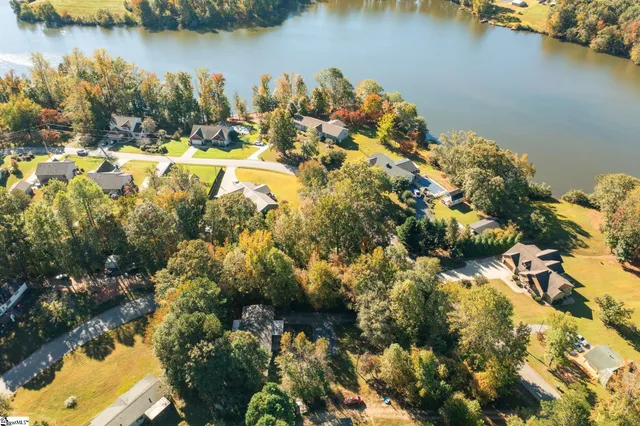 $229,000 | 1904 Lake Cunningham Road, Greer, SC 29651