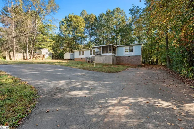 $229,000 | 1904 Lake Cunningham Road, Greer, SC 29651