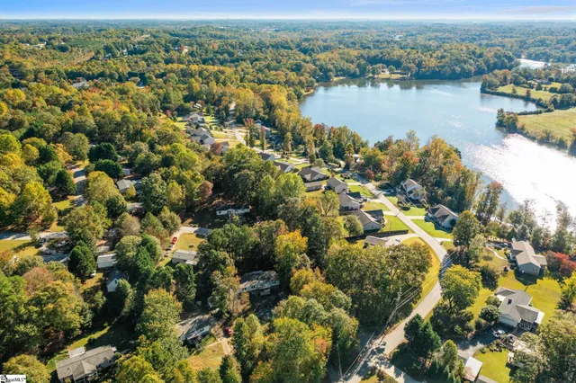 $229,000 | 1904 Lake Cunningham Road, Greer, SC 29651