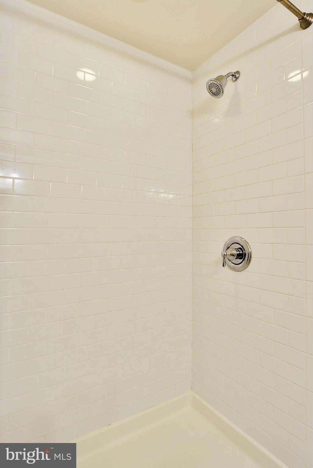 416 Waterford Road Silver Spring, MD 20901 - Photo 22 of 30 Bath