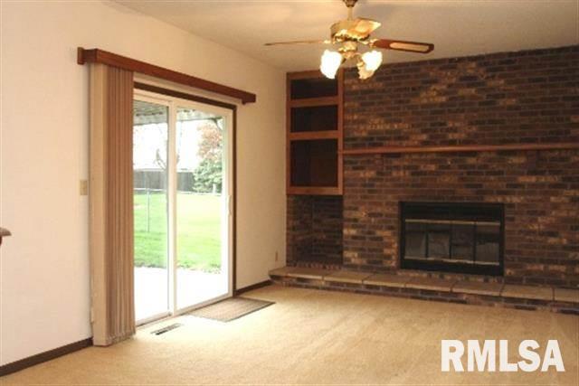 5730 Oakbrook Road Davenport, IA 52806 - Photo 11 of 22 Gallery Image 11
