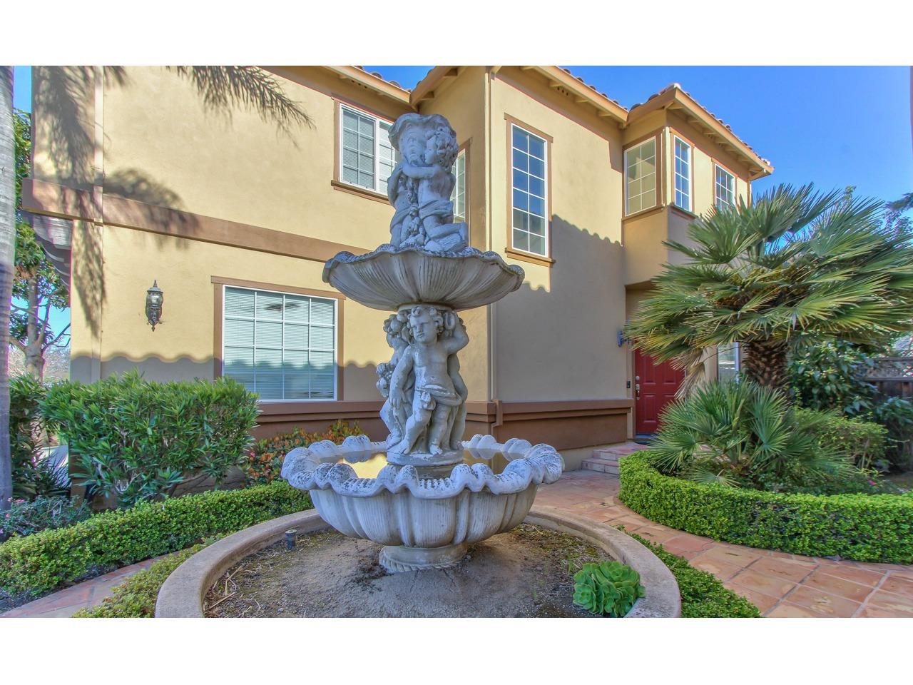 6 Harrington Circle Salinas, CA 93906 - Photo 2 of 28