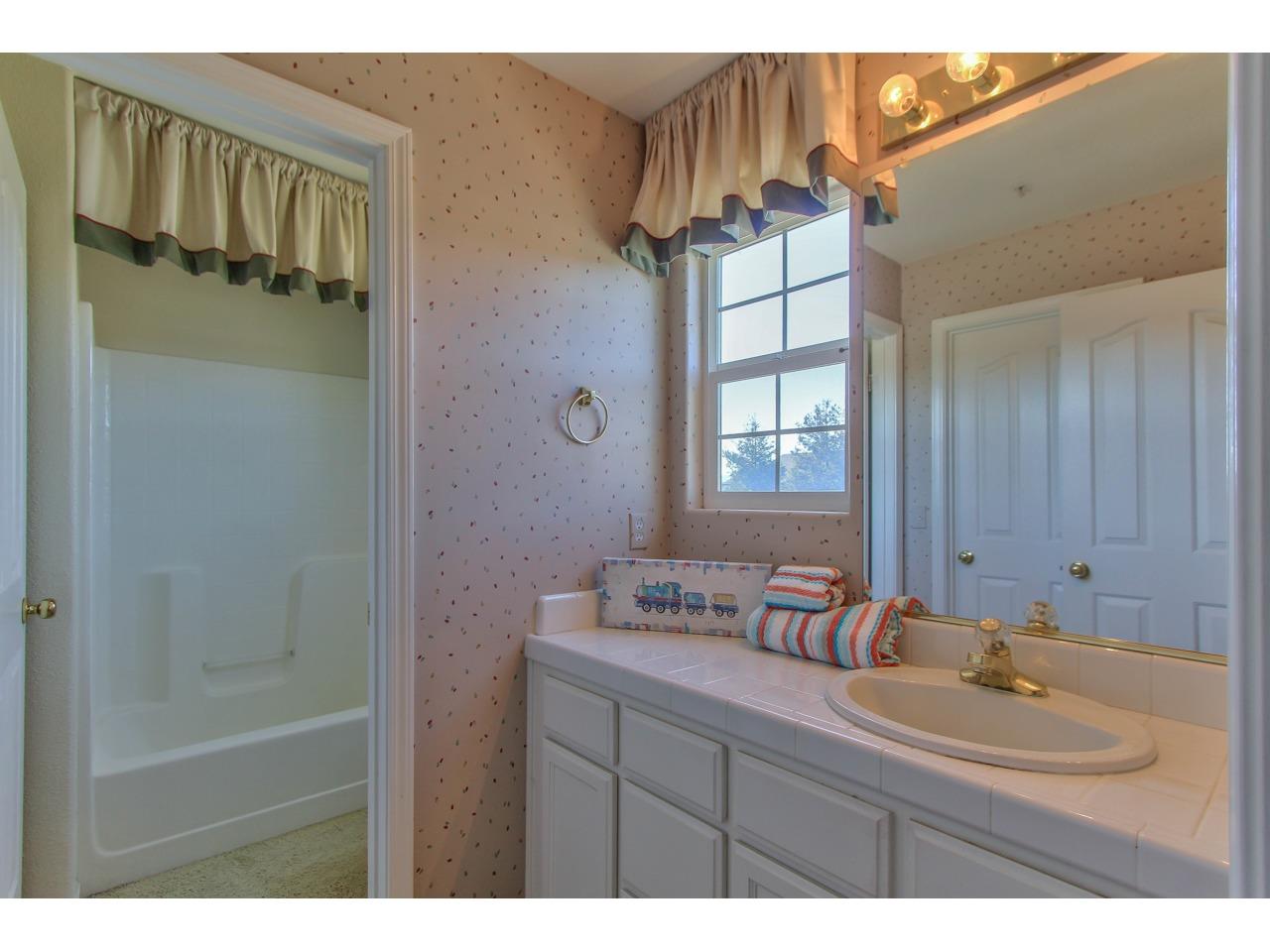 6 Harrington Circle Salinas, CA 93906 - Photo 21 of 28