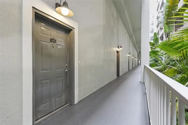 $425,000 | 700 South Harbour Island Boulevard, Unit 147, Tampa, FL 33602