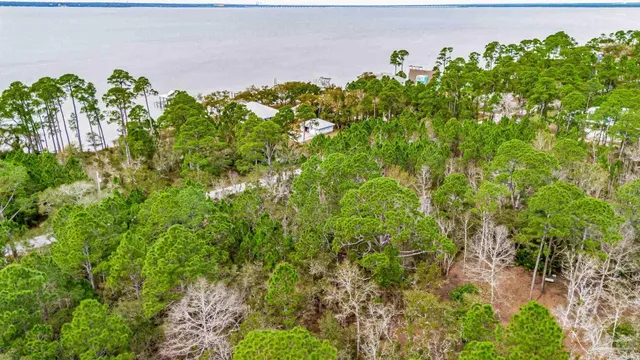 $75,000 | 864 Dolphin Road, Milton, FL 32583