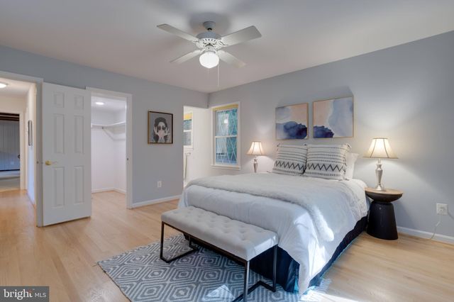 $810,000 | 8201 Ector Court, Annandale, VA 22003