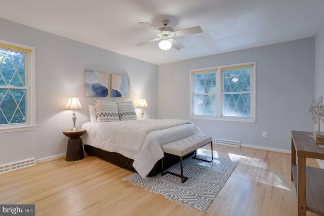 $810,000 | 8201 Ector Court, Annandale, VA 22003