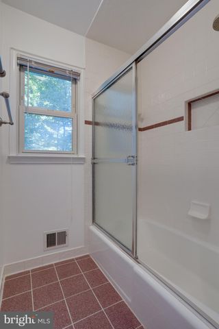 $810,000 | 8201 Ector Court, Annandale, VA 22003