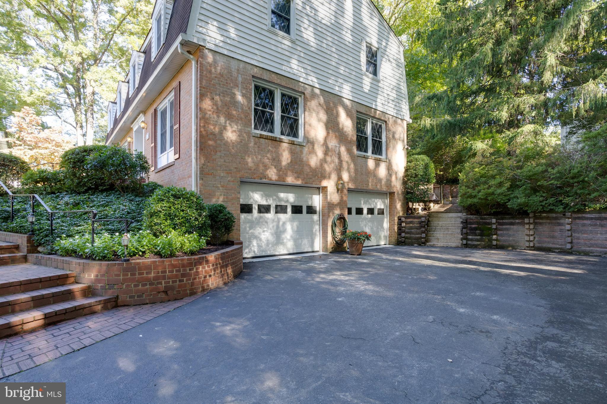 8201 Ector Court Annandale, VA 22003 - Photo 10 of 71