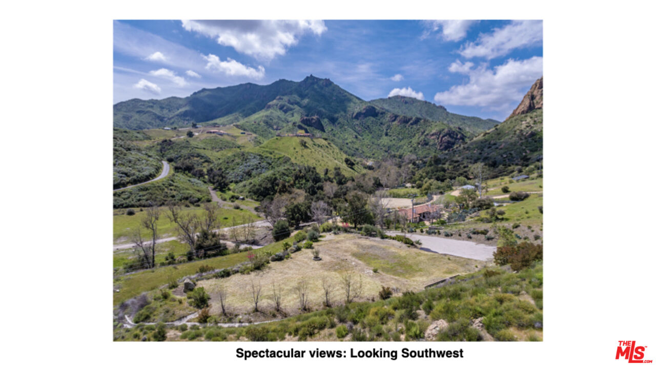 32067 Lobo Canyon Road Agoura Hills, CA 91301 - Photo 5 of 17 a view of a yard