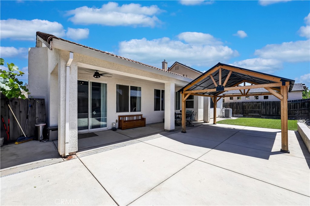 860 Sandstone Way Atwater, CA 95301 - Photo 45 of 47