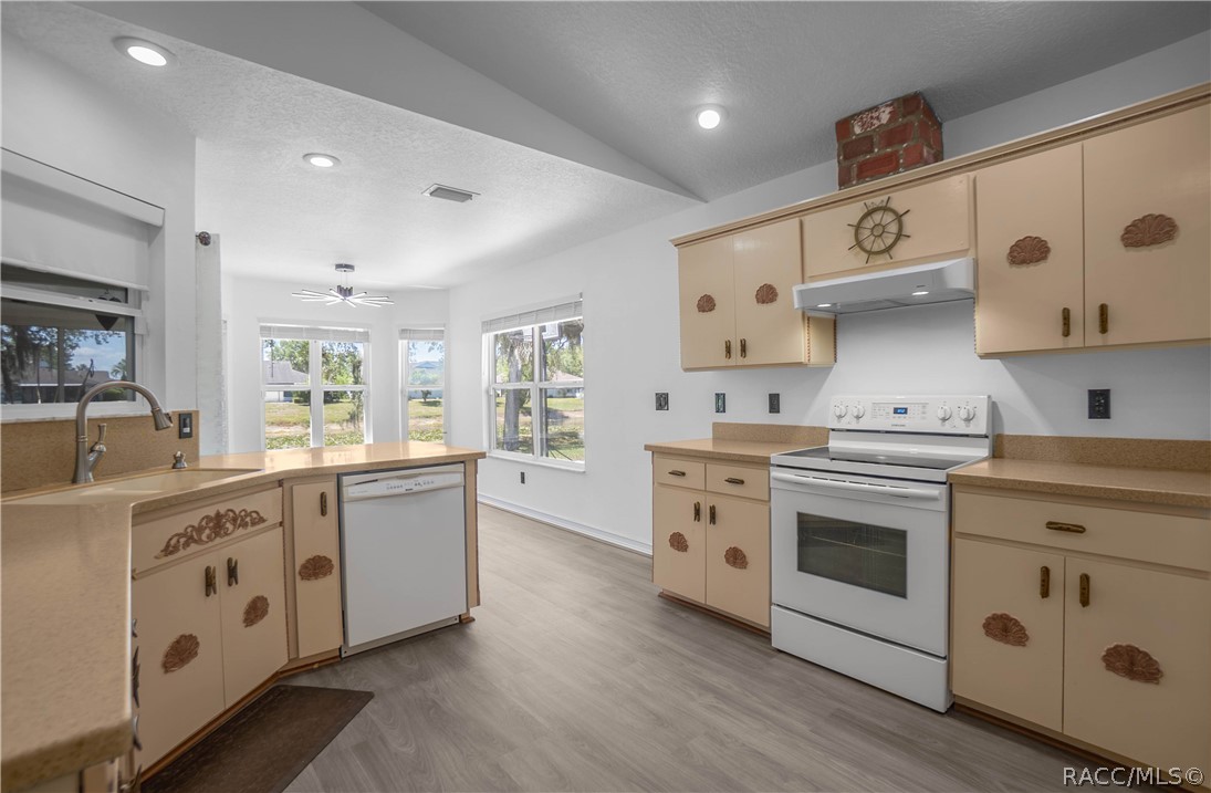 127 North Golf Harbor Path Inverness, FL 34450 - Photo 13 of 56