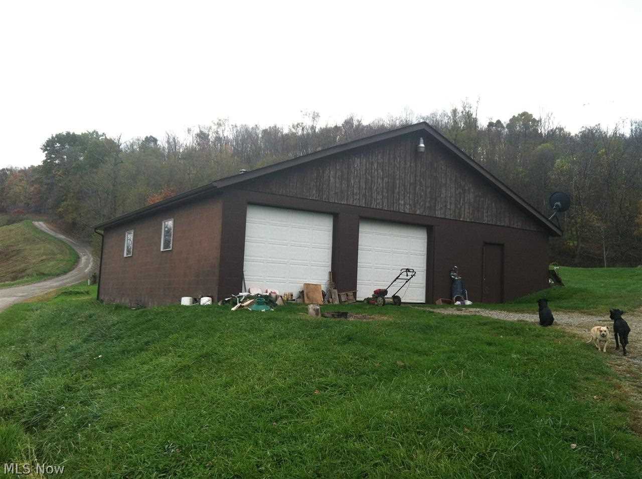 37176 Lewis Road Barnesville, OH 43713 - Photo 3 of 10 Gallery Image 3
